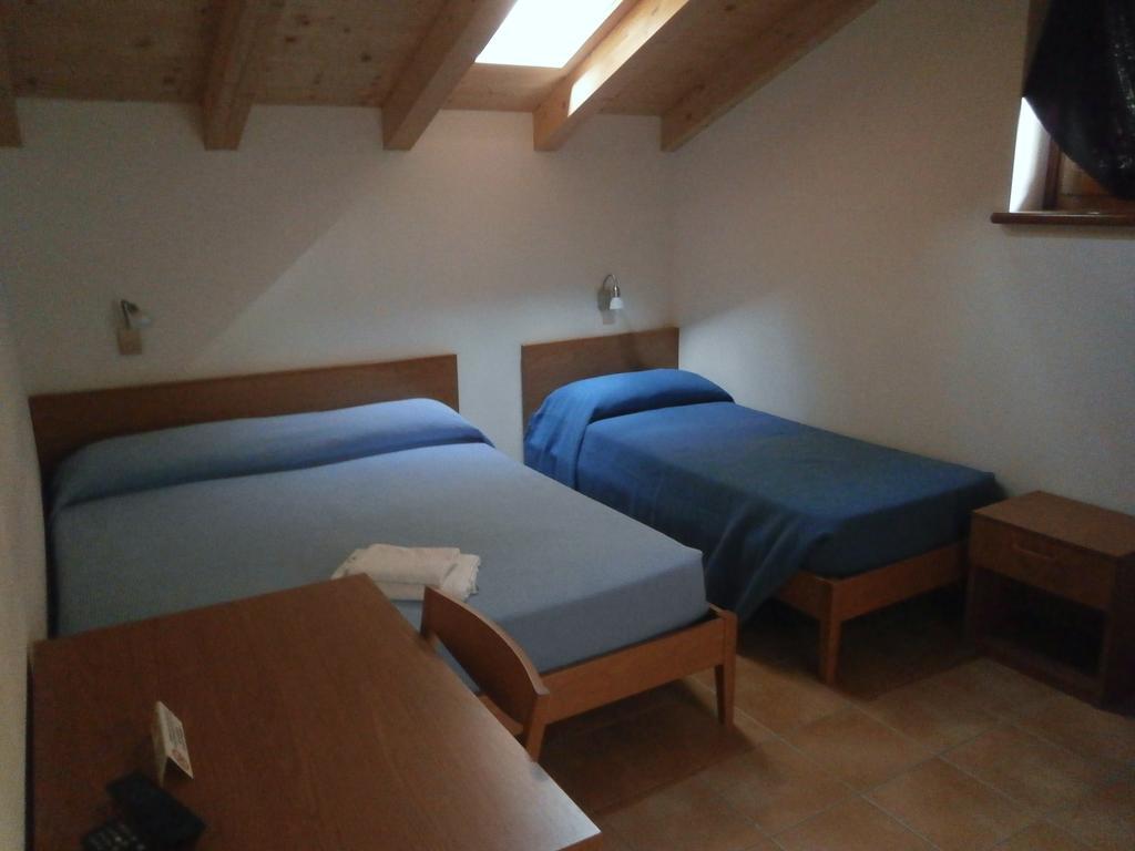 Ai Vecchi Molini Bed & Breakfast Castello Tesino Room photo